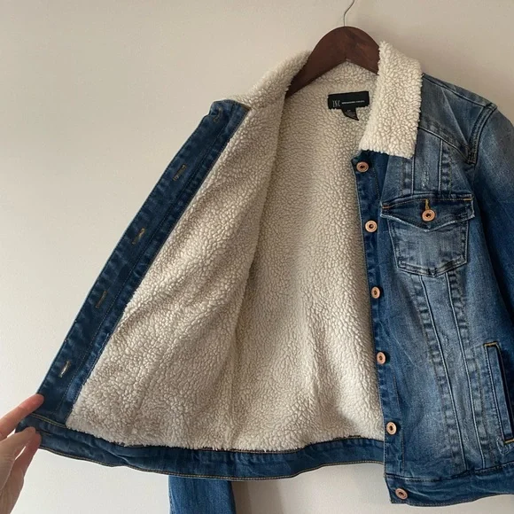 SOLD INC Sherpa-Lined Jean Jacket - Picture 3 of 6